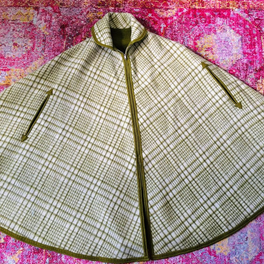 Vintage 1960s reversible wool cape